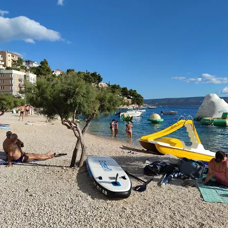 Mihaljevic * Omis